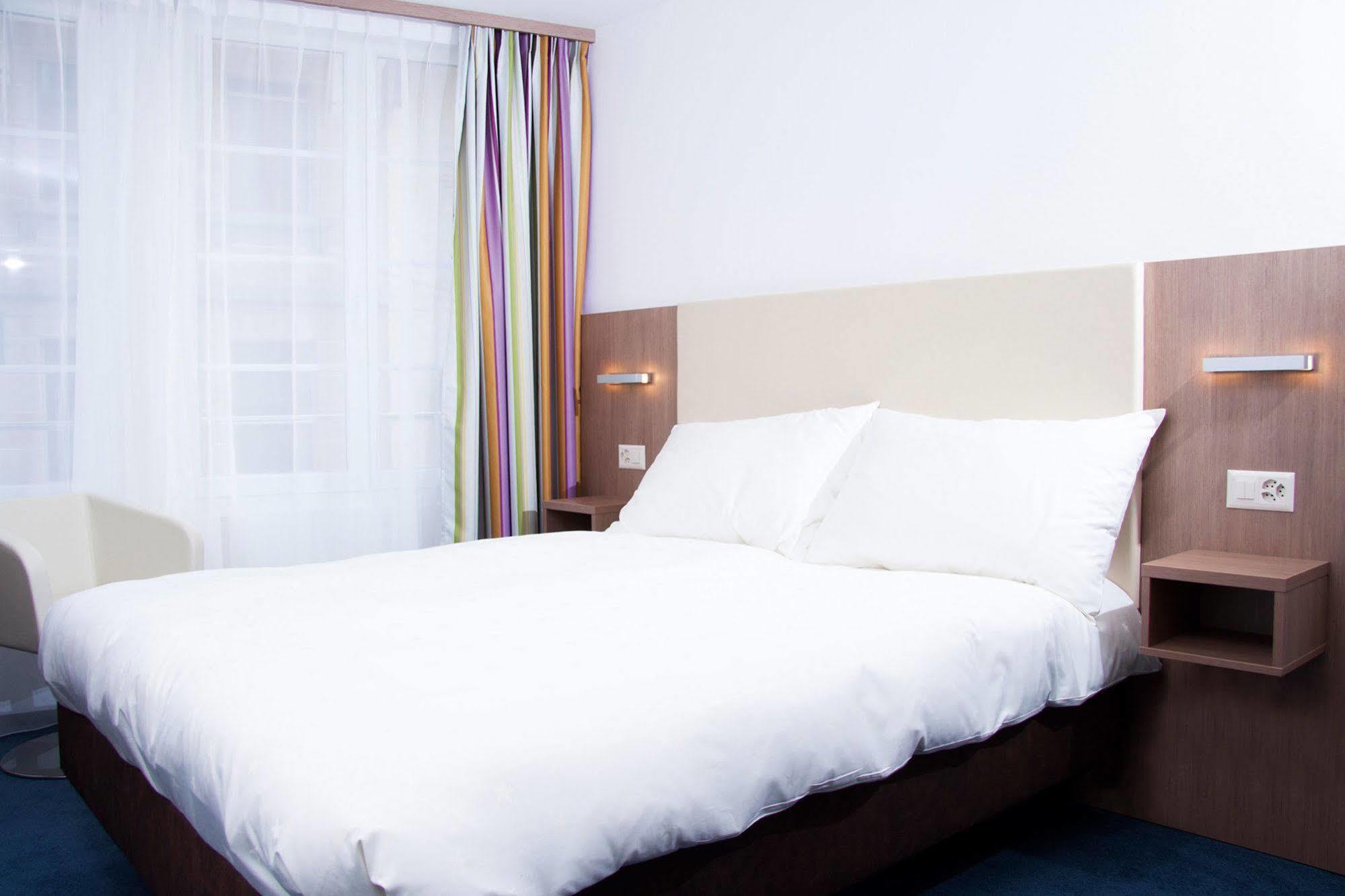 Hotel Du Nord Aigle Dış mekan fotoğraf